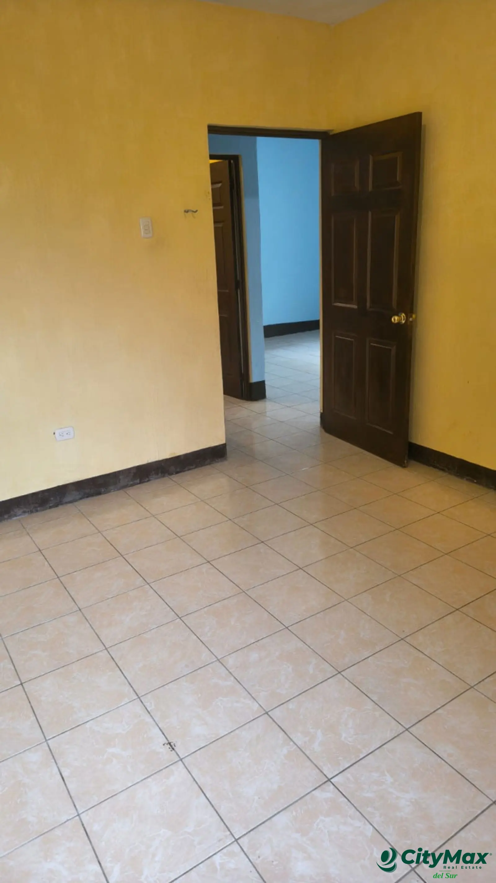 preciosa casa en venta en Villa Canales - foto 4