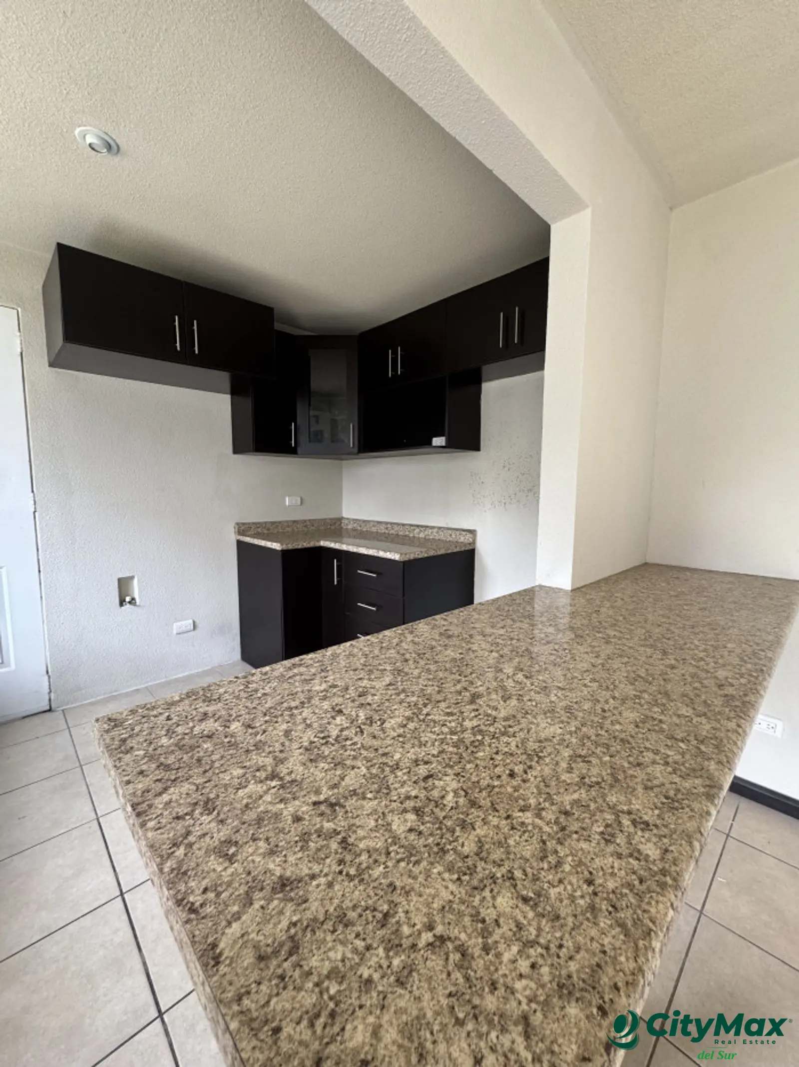 Vendo Casa en Cond en Zona 2 de Villa Nueva (Esquina) - foto 9