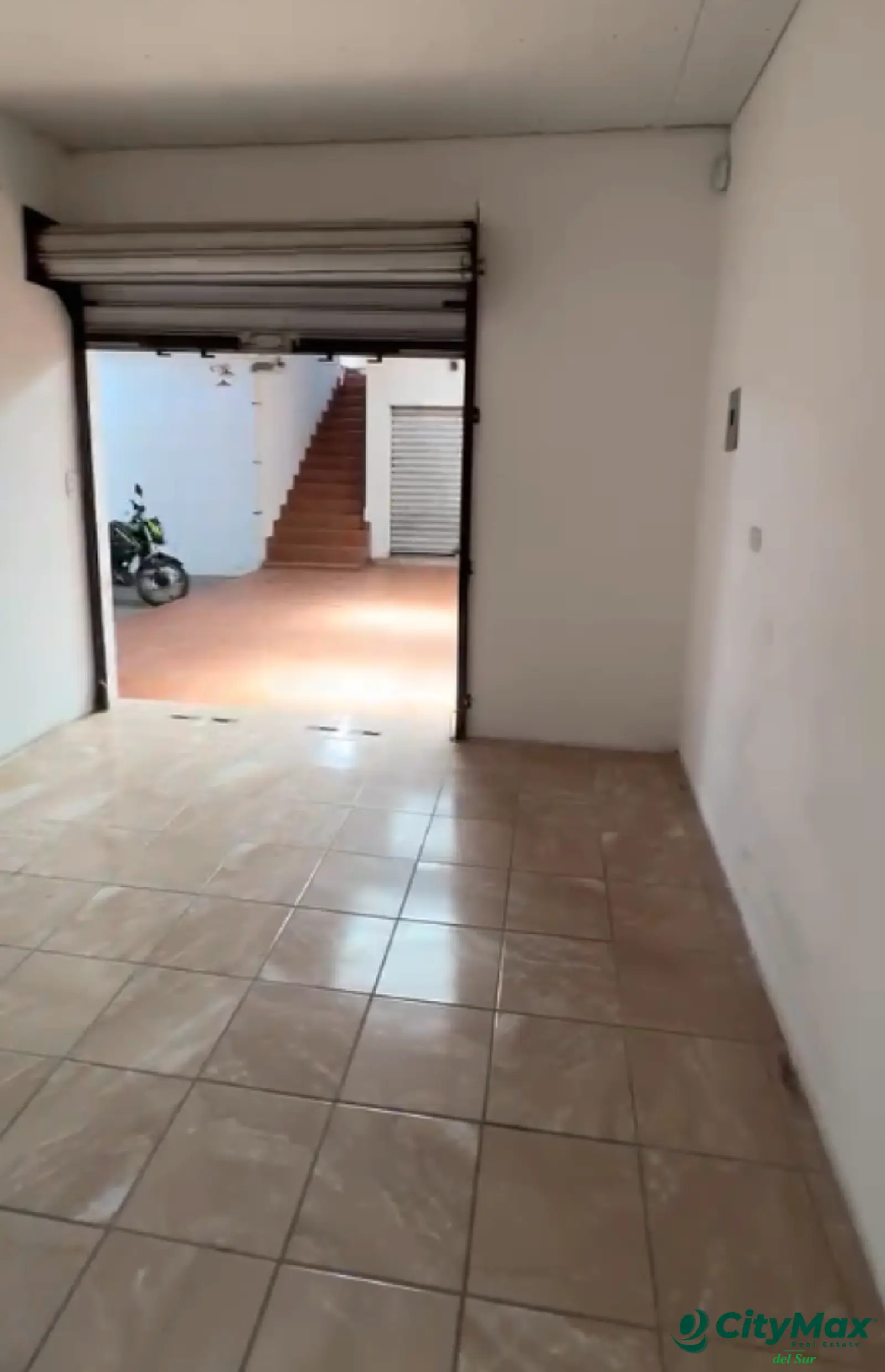 Local en renta Barcenas villa nueva Plaza San Angel - foto 4
